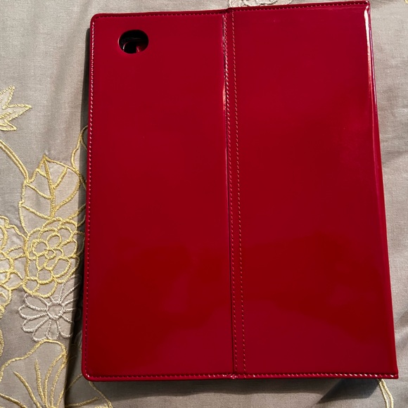 Cygnett Glam Leather Folio Case with Stand for iPad - Picture 1 of 8